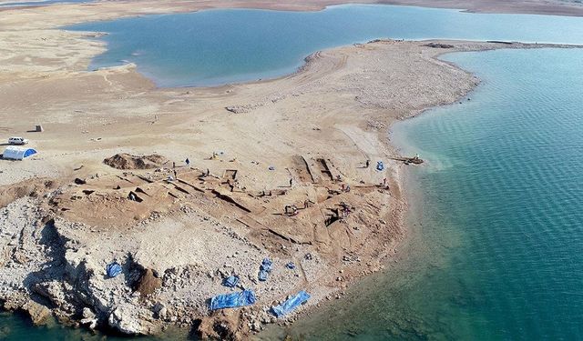Musul Barajı’nda 2 Bin 300 Yıllık Antik Kent Ortaya Çıktı