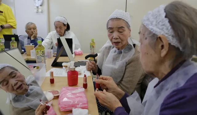 Japonya’da 100 Yaş Üstü Rekoru: Çoğu Kadın