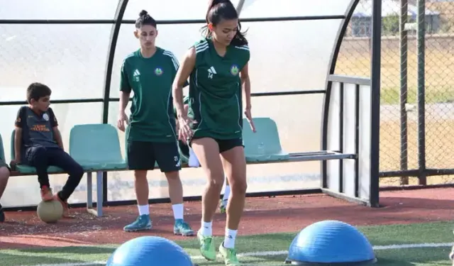 Yüksekova Kadın Futbol Takımı Süper Lig’e hazır