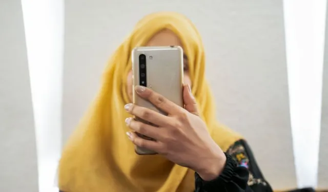 Taliban interneti kesti: Afgan kadınların son umudu bitti