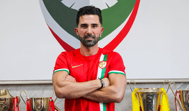 Amedspor'da Hasan Ali Kaldırım imzayı attı