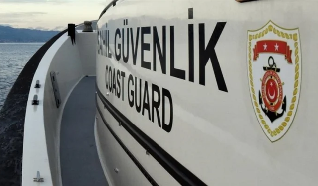 Muğla açıklarında bir teknede 210 kilo esrar bulundu