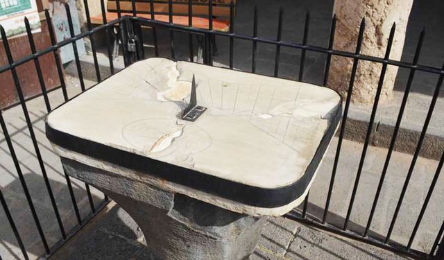 El Cezeri’nin 900 yıllık güneş saati tehlikede