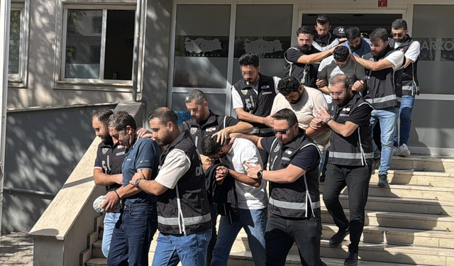 Diyarbakır merkezli 13 ilde silah operasyonu: 19 tutuklama