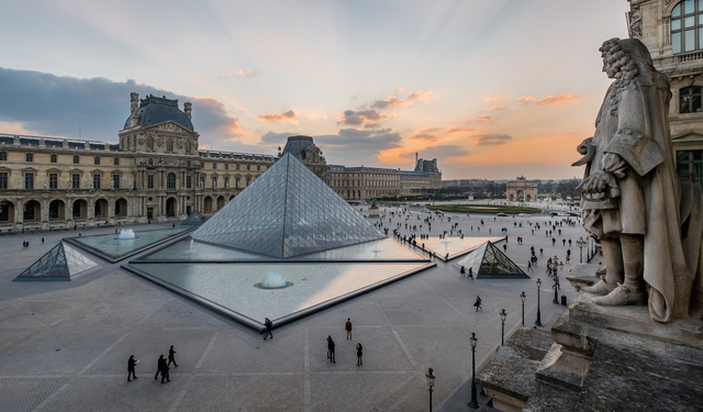 Louvre soygunu: Dünyayı sarsan hırsızlıkta neler biliniyor?
