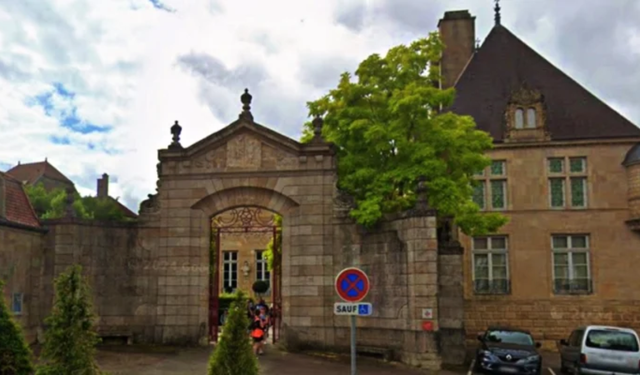 Fransa'da Louvre'dan sonra Denis Diderot müzesi de soyuldu