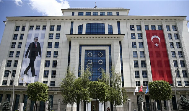 İddia: Bugün yedi belediye başkanı daha AKP’ye geçiyor