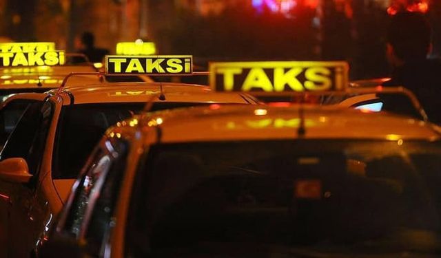 İstanbul'da kadın yolcu taksici dövdü: 'Yolu uzattı'