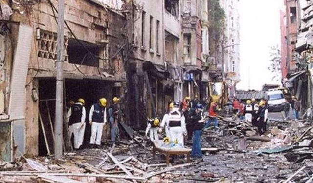 İstanbul’da sinagog saldırılarının acısı 22 yıldır sürüyor