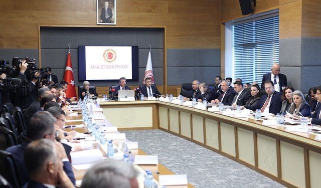 11. Yargı Paketi'nin ilk 15 maddesi, Adalet Komisyonu'nda kabul edildi