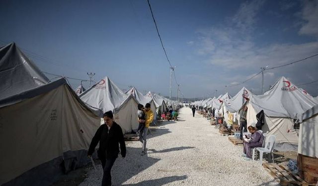 Savcılık belgeledi: Kızılay çadır satmış