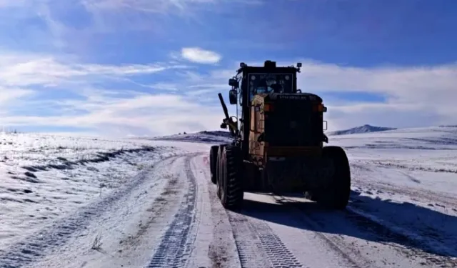 Van'da eğitime kar engeli: 90 yerleşim yeri ulaşıma kapalı