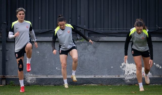 Regl döneminde sakatlanan futbolcu daha geç iyileşiyor