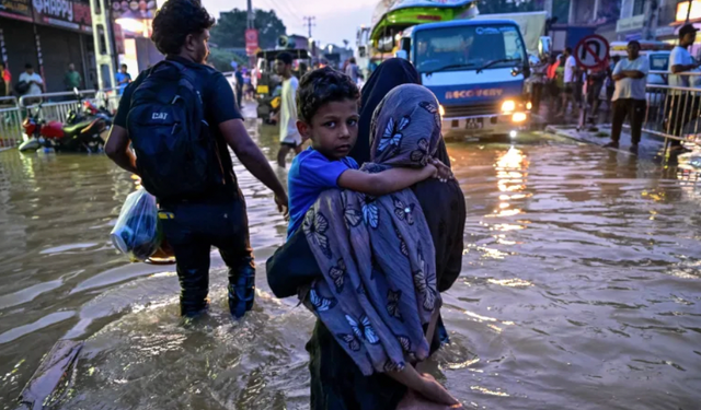 Asya’yı Felaket Vurdu: Binden fazla kişi hayatını kaybetti