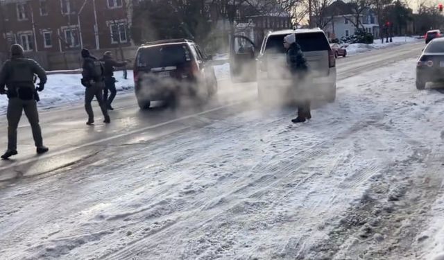 ABD’de polis, bir kadını öldürdü: "S*ktirin gidin"