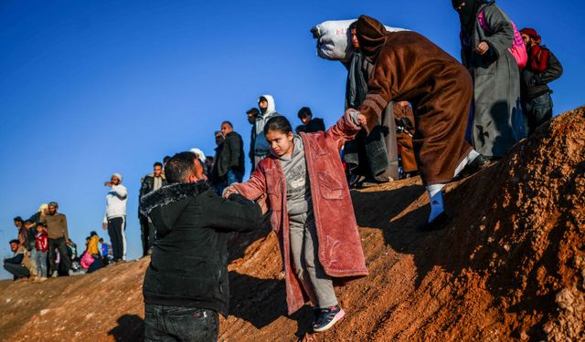 Deyr Hafir’de saldırılar sürüyor, siviller zorla göç ediyor