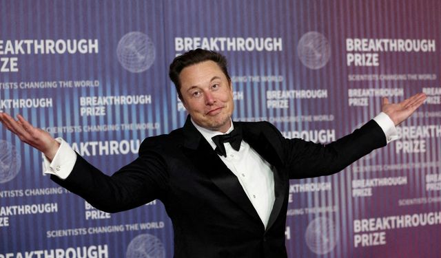Musk dünyanın yıllık gelirini dört saniyede kazanıyor