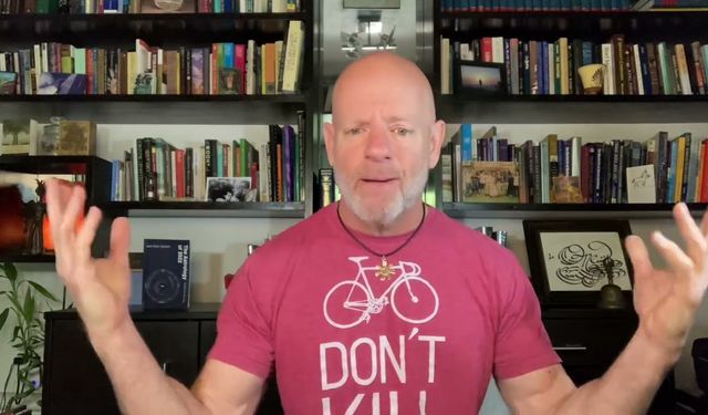 Astroloji yazarı  Gahl Sasson’dan Ocak 2026 astrolojisi