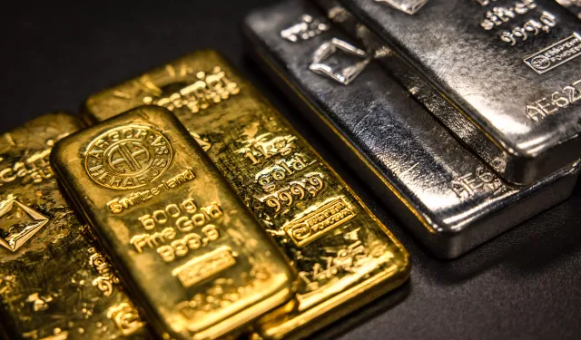 Altın ve gümüş haftaya rekorla başladı