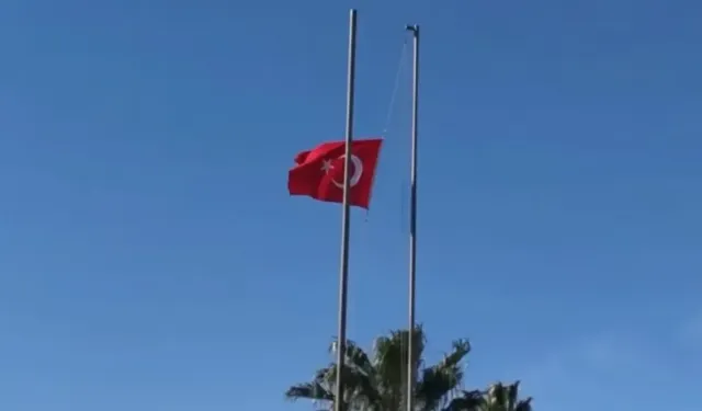 Sınırda bayrak soruşturmasında beş gözaltı