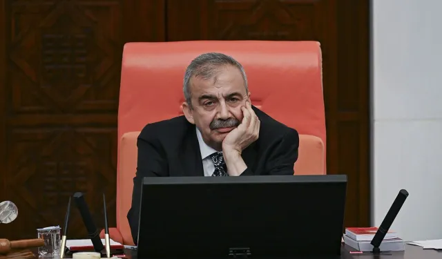 AKP ve MHP arasında Sırrı Süreyya Önder ayrılığı