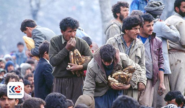 1991 Kürt Göçü Chris Bowers ile Tiyatro Sahnesinde