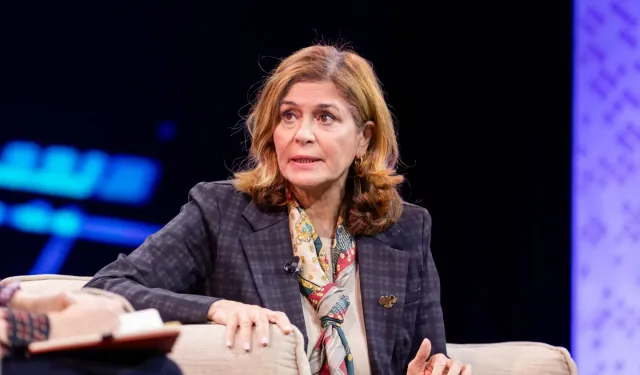 Suriye’nin tek kadın bakanı: Vitrin süsü değilim