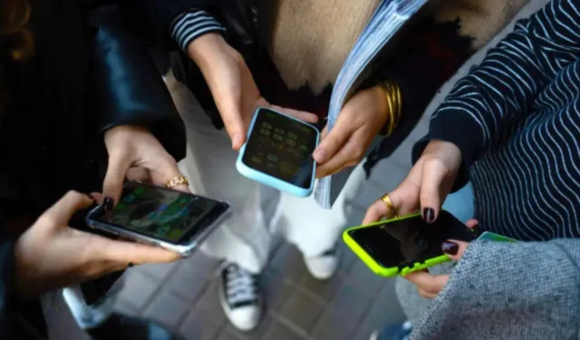 AKP çocuklara sosyal medyayı yasaklamanın gerekçesini açıkladı