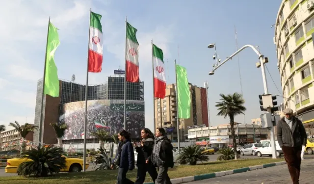 İran, Irak'taki Kürt grupları vurduğunu açıkladı