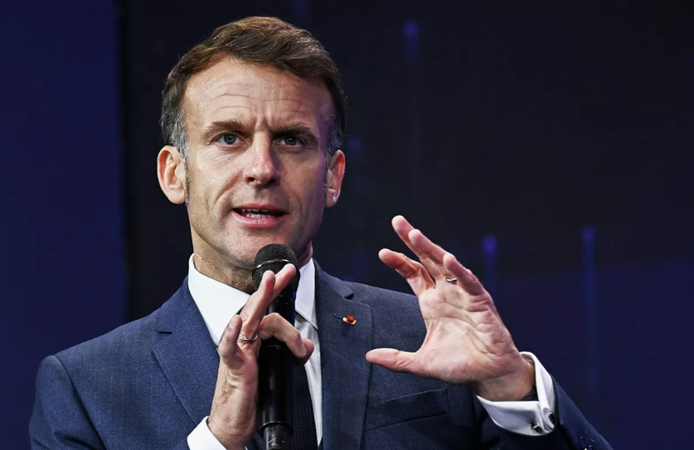 Macron’dan Mesaj: Kürt müttefiklerimize karşı borçluyuz