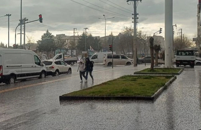 Diyarbakır’da yağış uyarısı: Hava sıcaklıkları düşüyor