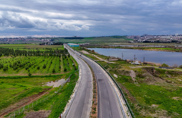 Diyarbakır’da yeşil dönüşüm: 5 bin ağaç dikildi, 6 bin 930 fidan dağıtıldı