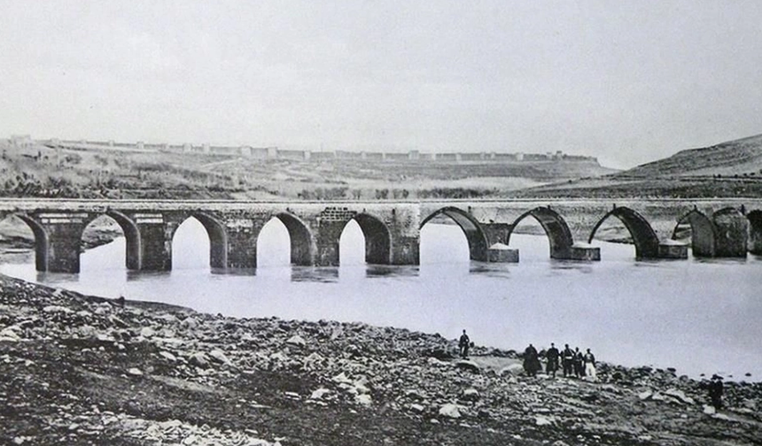Ünlü on gözlü köprünün diğer adını biliyor musunuz