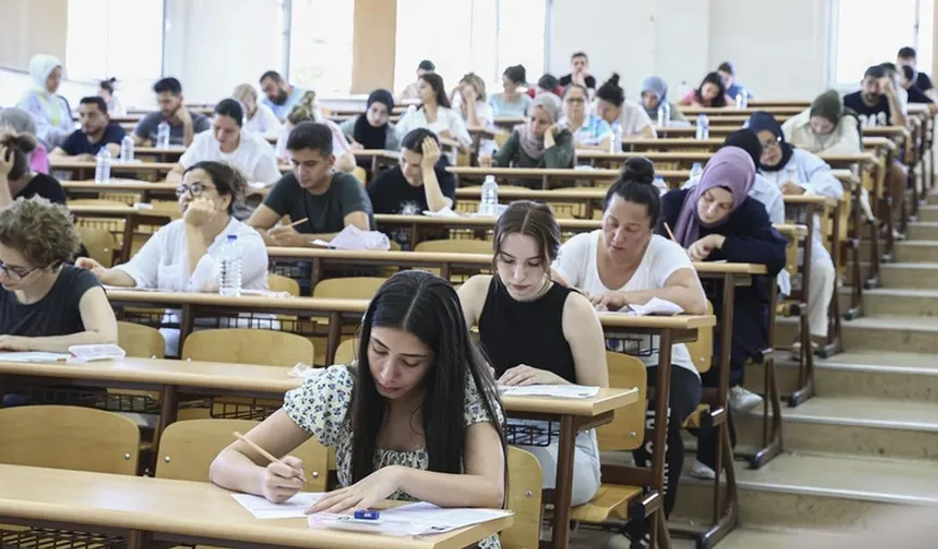 Mahkeme'den ÖSYM'ye 'tercih' ayarı: 'İlk liste kabul edilsin'