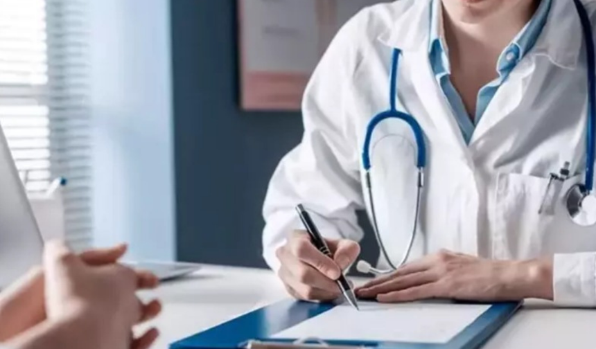Doktorlara iki özel hastanede çalışma hakkı