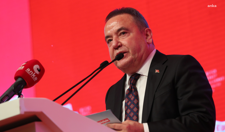 Muhittin Böcek kalp rahatsızlığı nedeniyle hastaneye kaldırıldı