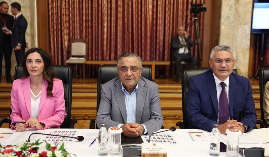 DEM Parti, Komisyona Sunulan “Dinlenmesi İstenenler” Listesini Açıkladı
