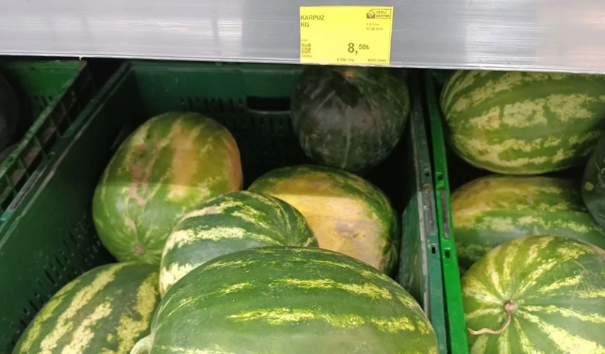 Karpuz tarlada 2, markette 8,5 TL