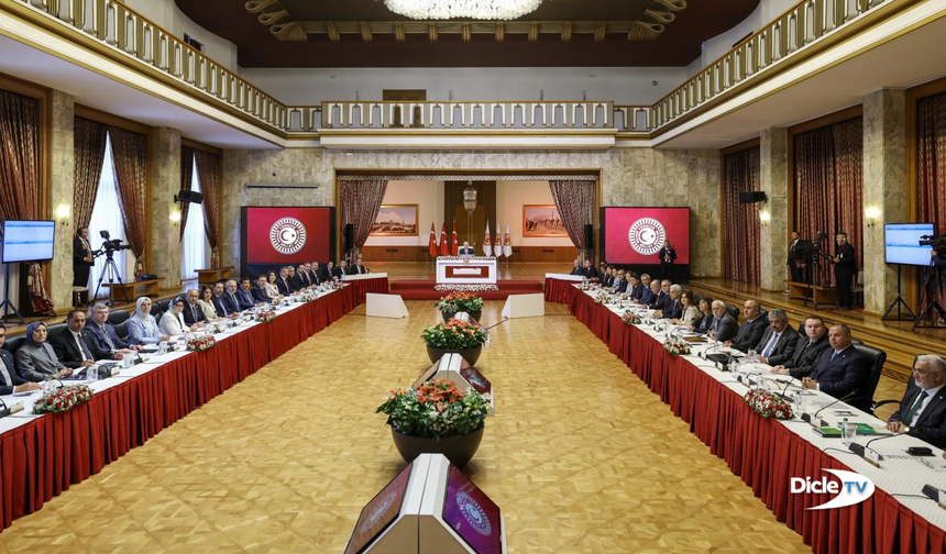 Komisyon, ikinci toplantıya hazırlanıyor: Sinyal kesiciler hazır