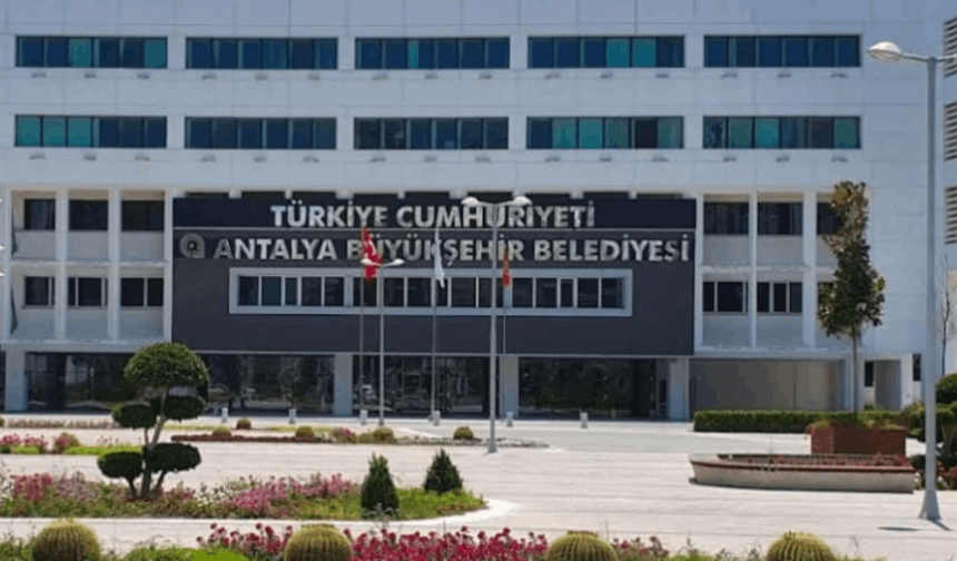 Antalya Büyükşehir Belediyesi’ne operasyon 16 gözaltı