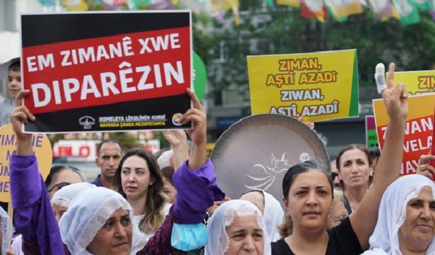 İstanbul’da binler Kürtçe için yürüdü: “Resmi dil ve eğitim dili olsun”