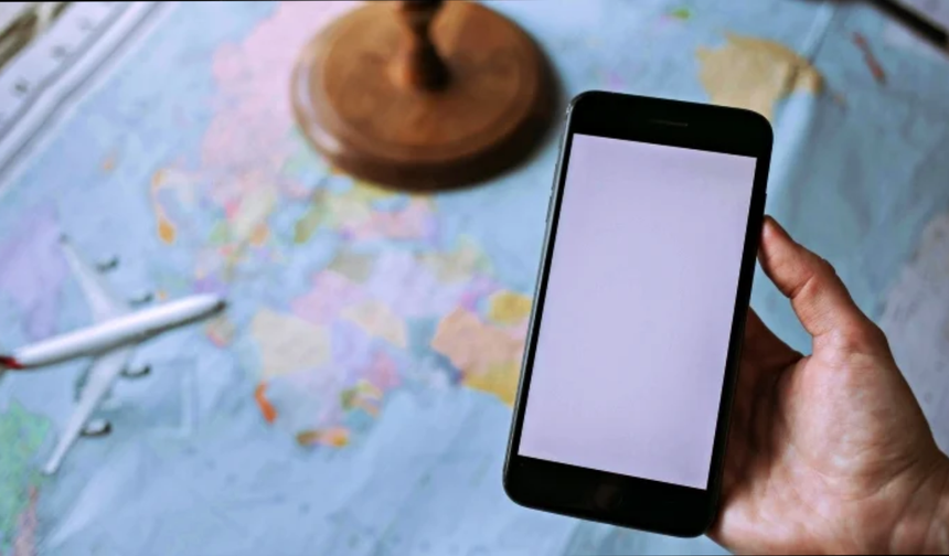 Apple'dan yeni özellik: iPhone pasaport işlevi görecek