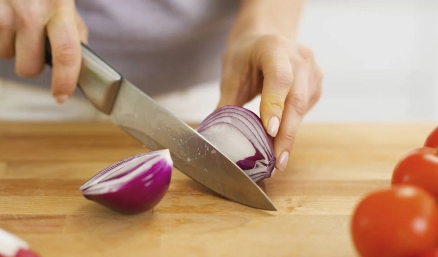 Soğan doğrarken ağlamaya son