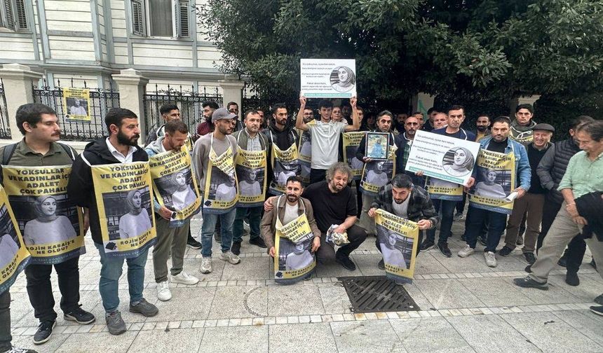 Kadıköy’de çekçeklerde Rojîn için adalet çağrısı