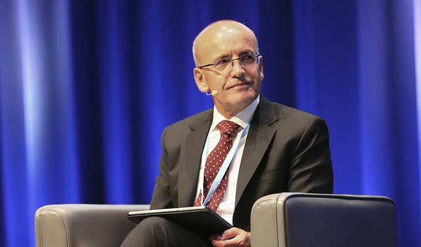 Mehmet Şimşek "Kronik ağır hasta" iddialarına yanıt verdi