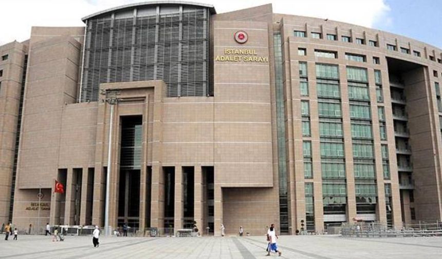 Akın Gürlek ve eşinin fotoğrafını paylaşan kişi gözaltında