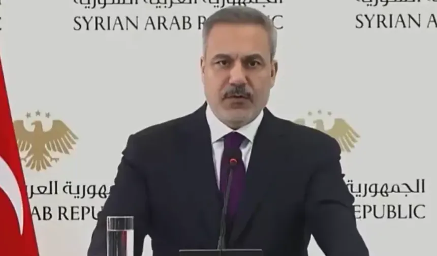 Hakan Fidan'ı şaşırtan anlar: Basın toplantısı yarıda kesildi