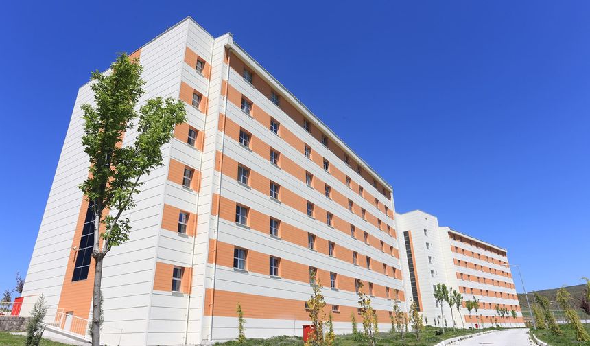 KYK yurdunda 100 öğrenci zehirlendi, tepki gösteren öğrenciler atılmakla tehdit edildi