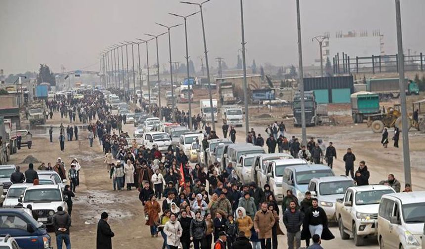 Halep’te Kürt sürgünü kameralara yansıyor