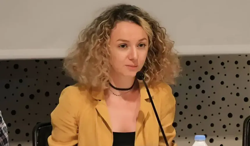 Akademisyen Aslı Aydemir tahliye edildi